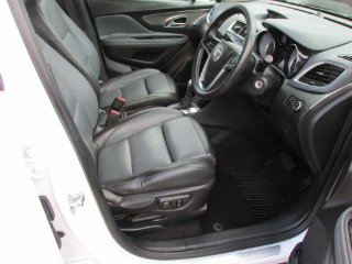 /photos/11206/27b18f56-4ad7-4171-80cb-3e52b1e0b71e_i320x240.jpg