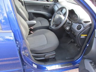 /photos/11206/2db64d4f-66ed-4271-af0c-0037b8e604d3_i320x240.jpg